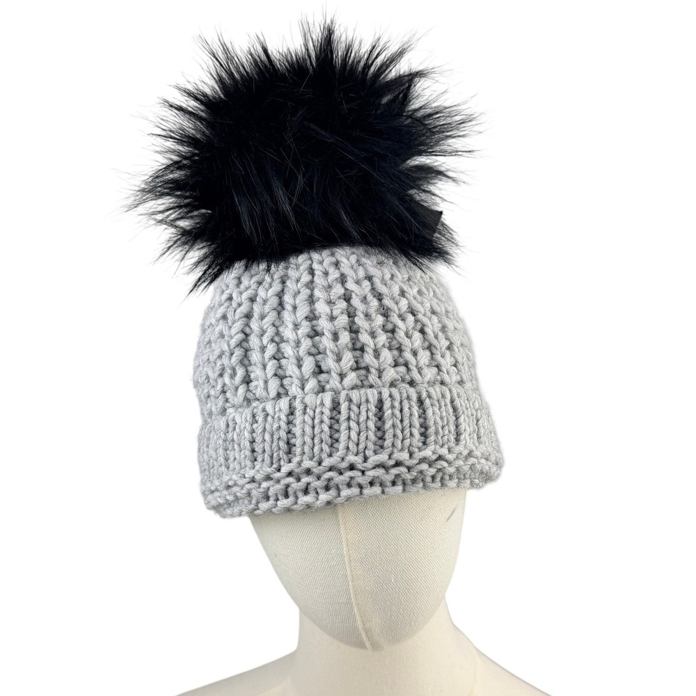 BA-BO Florence Italy Chunky Knit Beanie Hat Gray Wool Blend Faux Fur Pom NWT